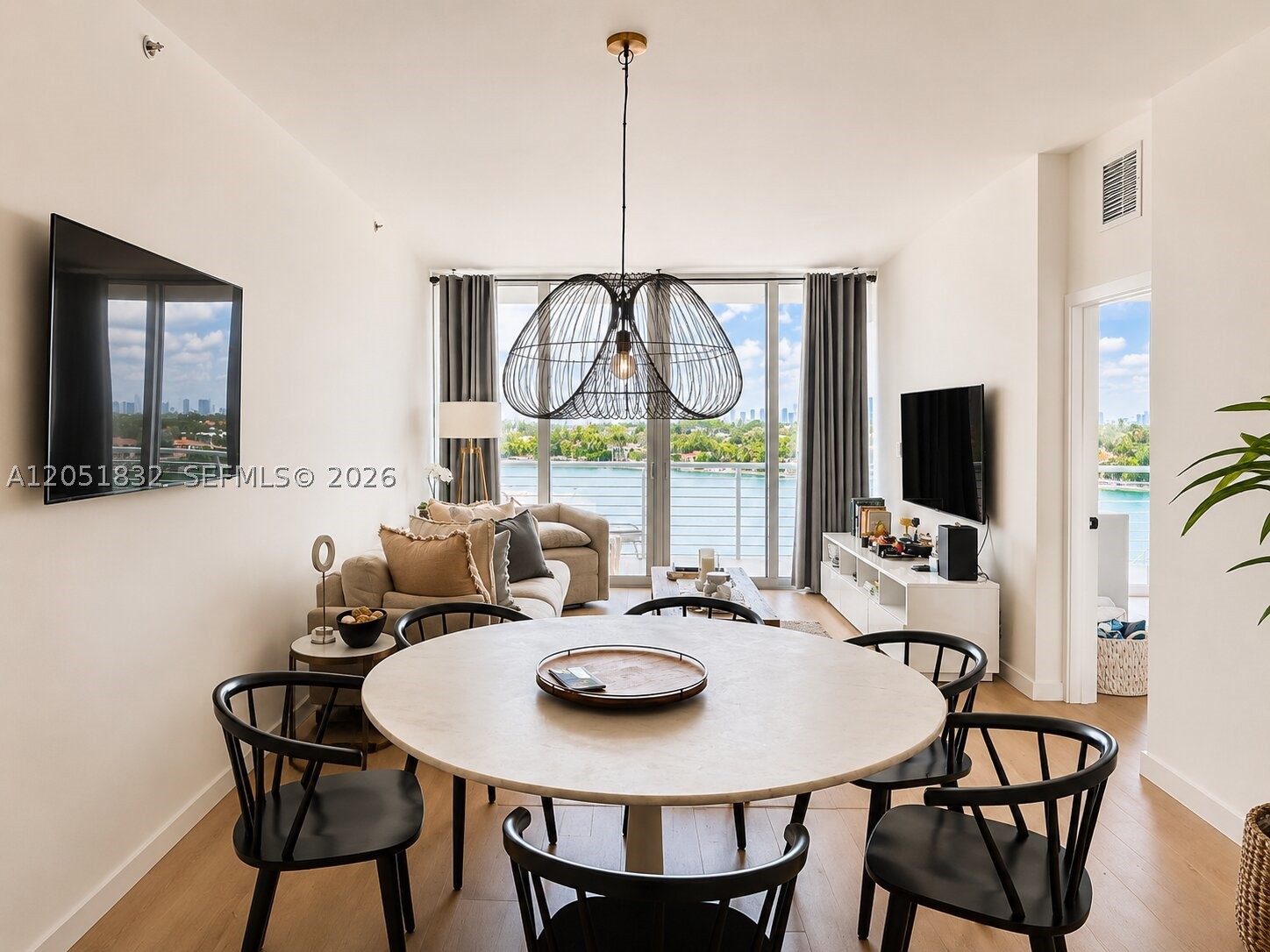 REGATTA AT INDIAN CREEK C - Residential Lease