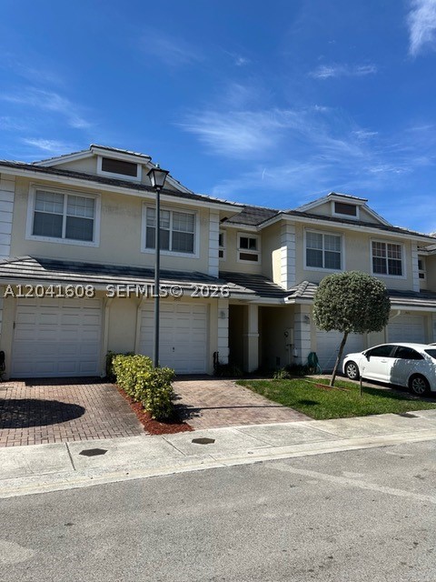 CAMBRIDGE PARK - Residential