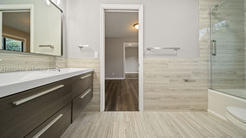 RIVERSIDE ACRES - Residential Lease