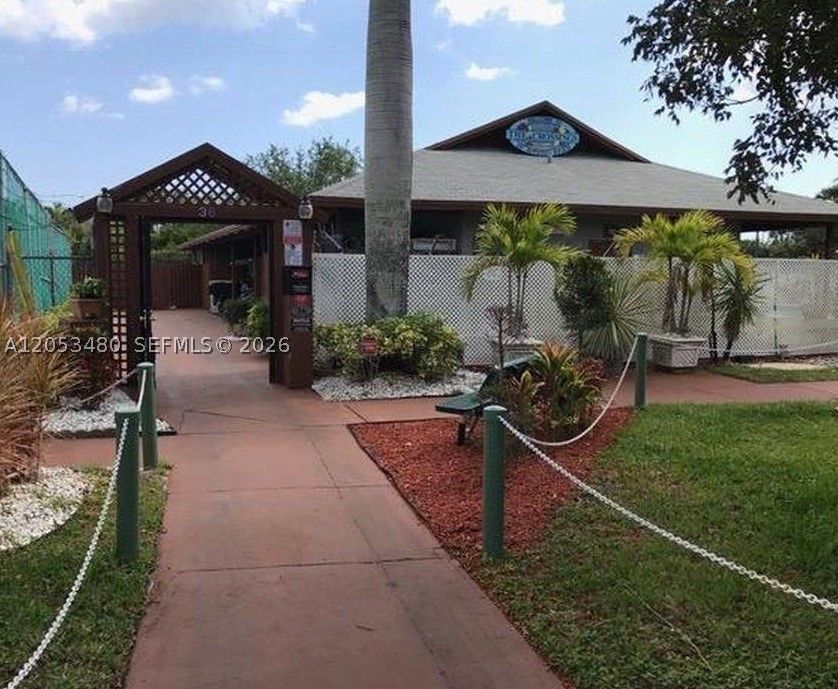 CROSSINGS OF BOYNTON BEAC - Residential