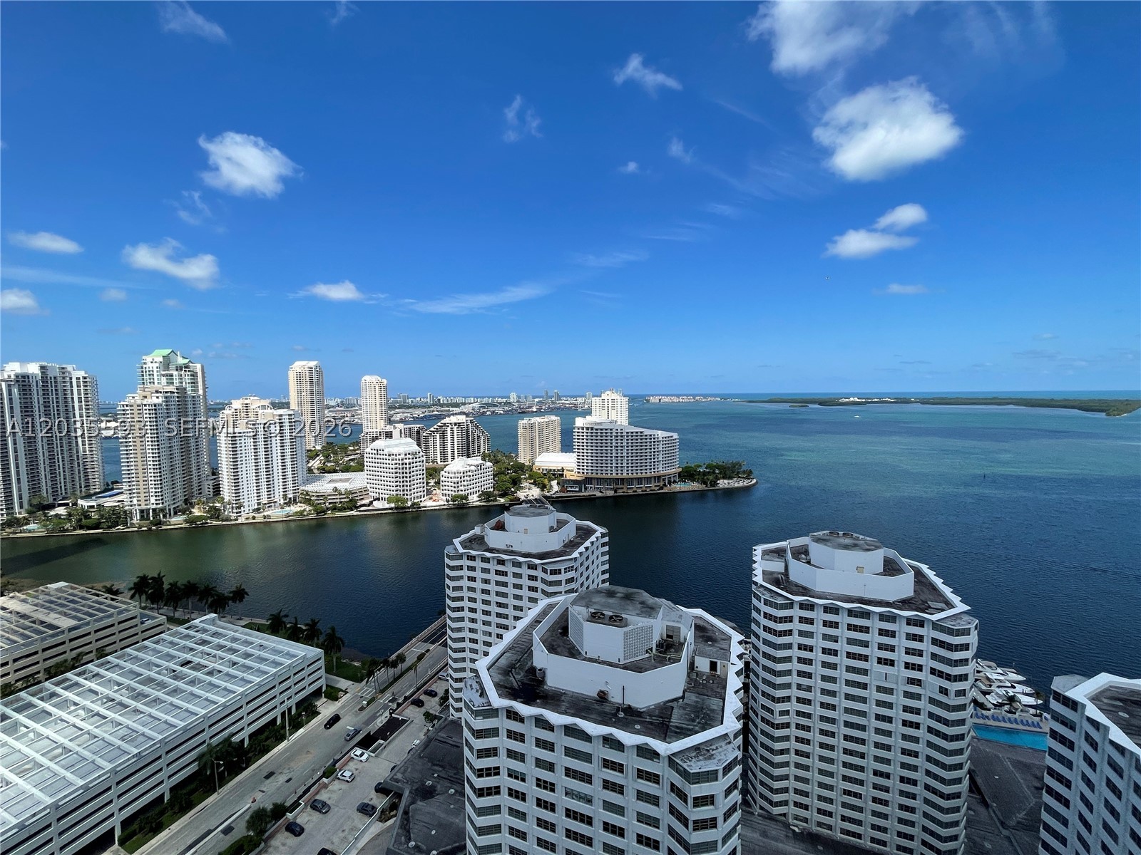 THE PLAZA 851 BRICKELL CO - Residential Lease