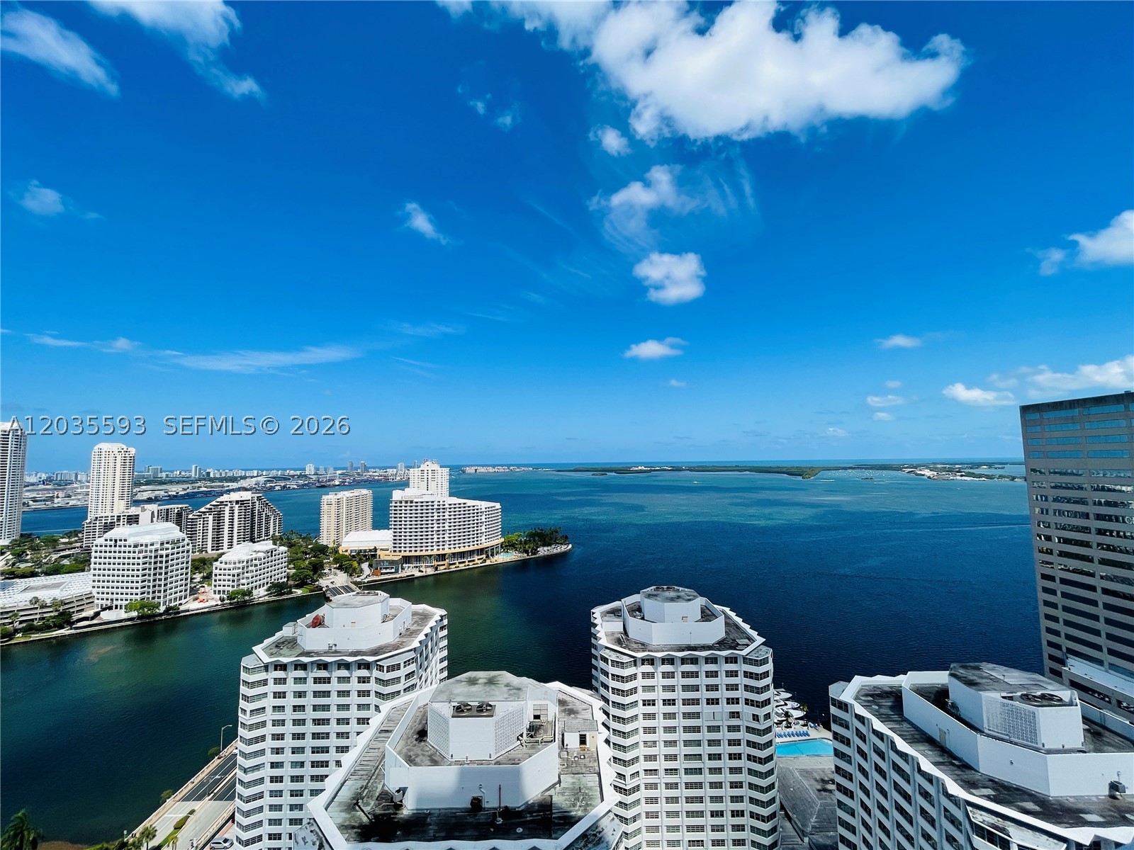 THE PLAZA 851 BRICKELL CO - Residential Lease