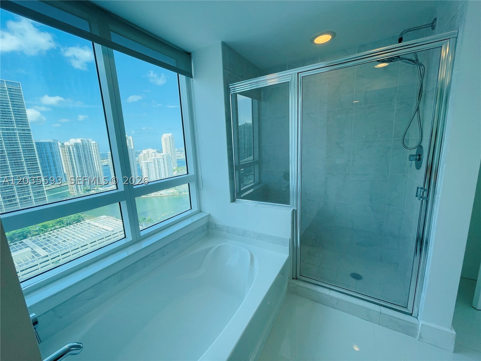 THE PLAZA 851 BRICKELL CO - Residential Lease