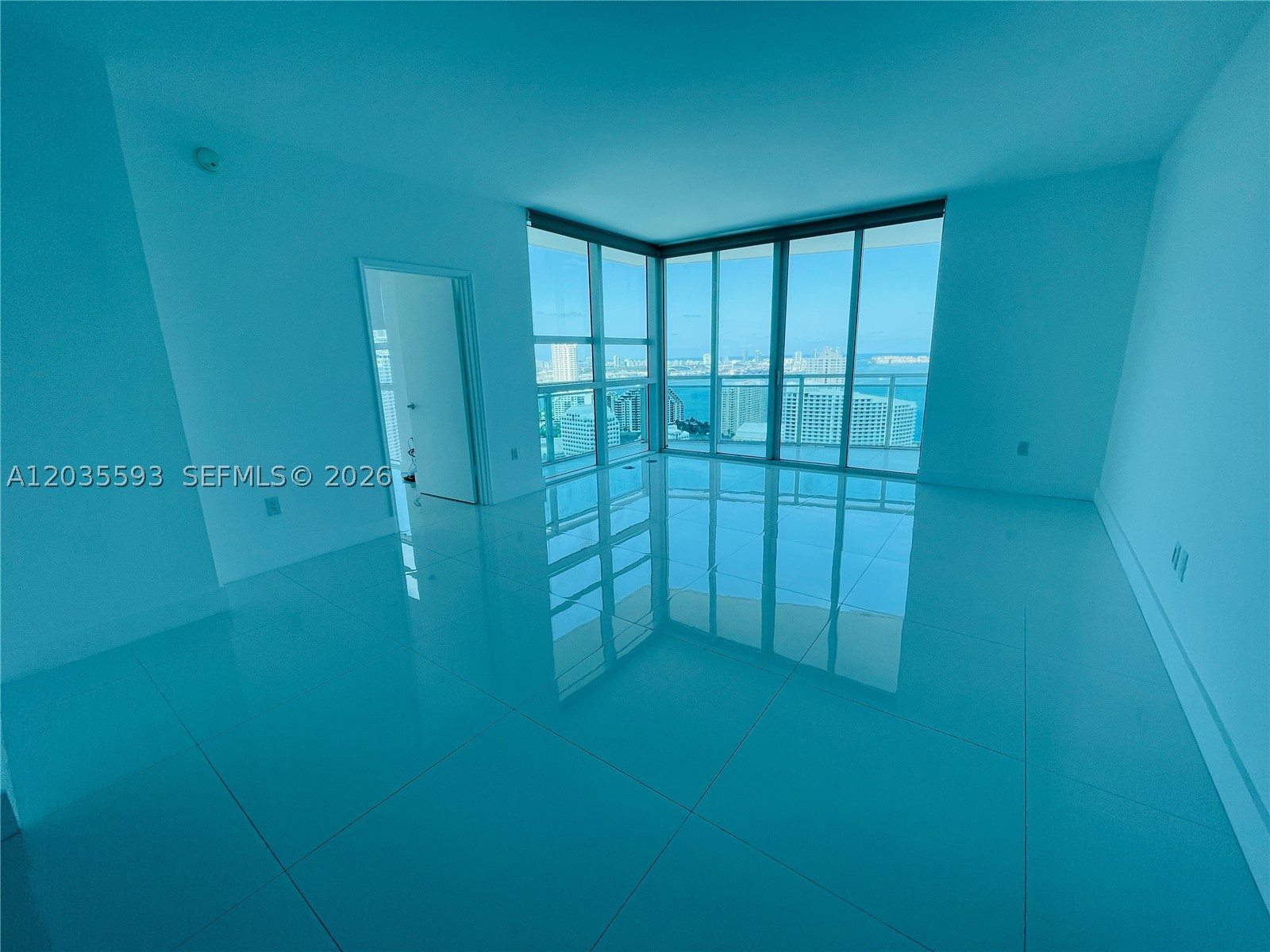 THE PLAZA 851 BRICKELL CO - Residential Lease