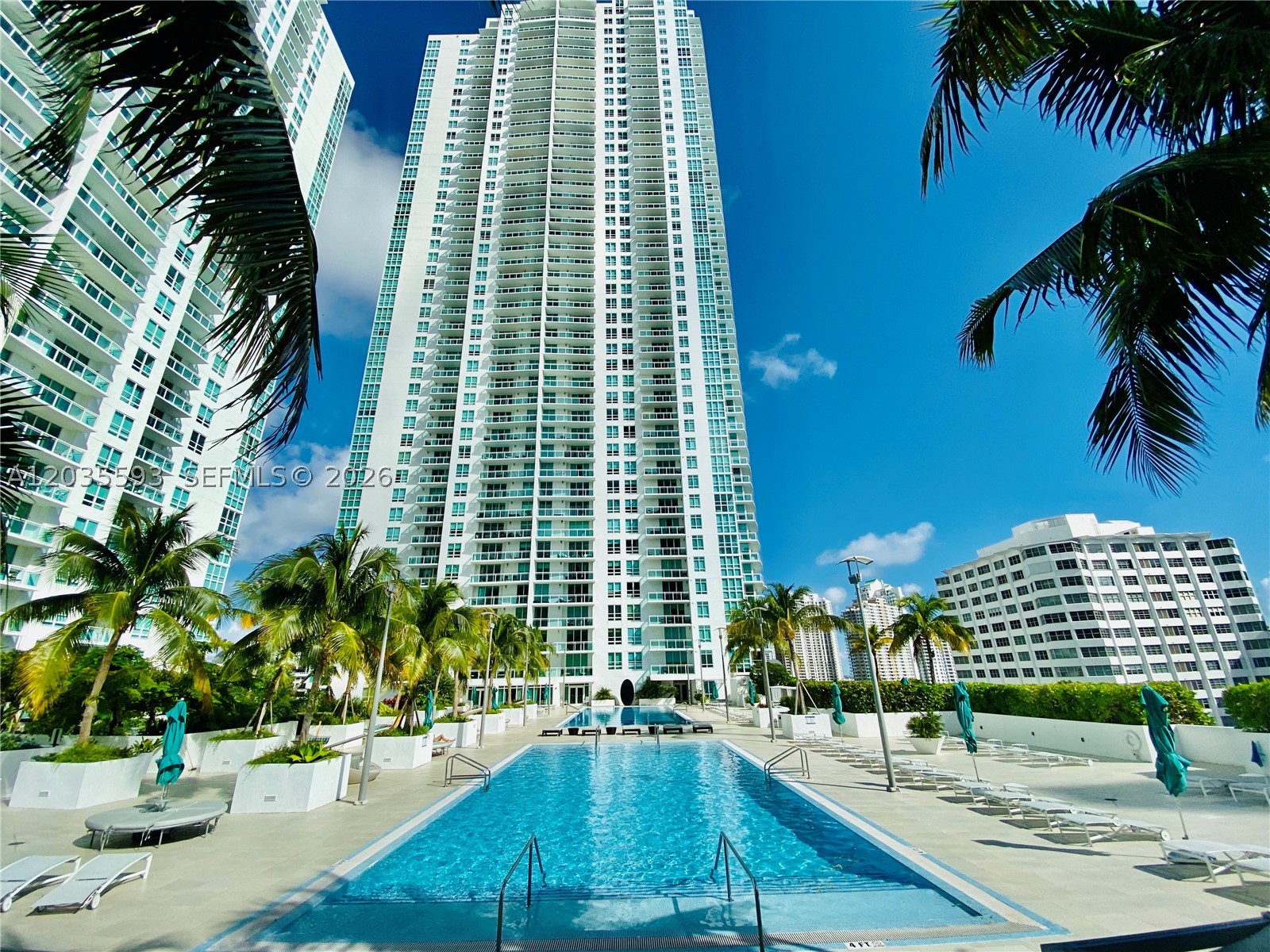 THE PLAZA 851 BRICKELL CO - Residential Lease