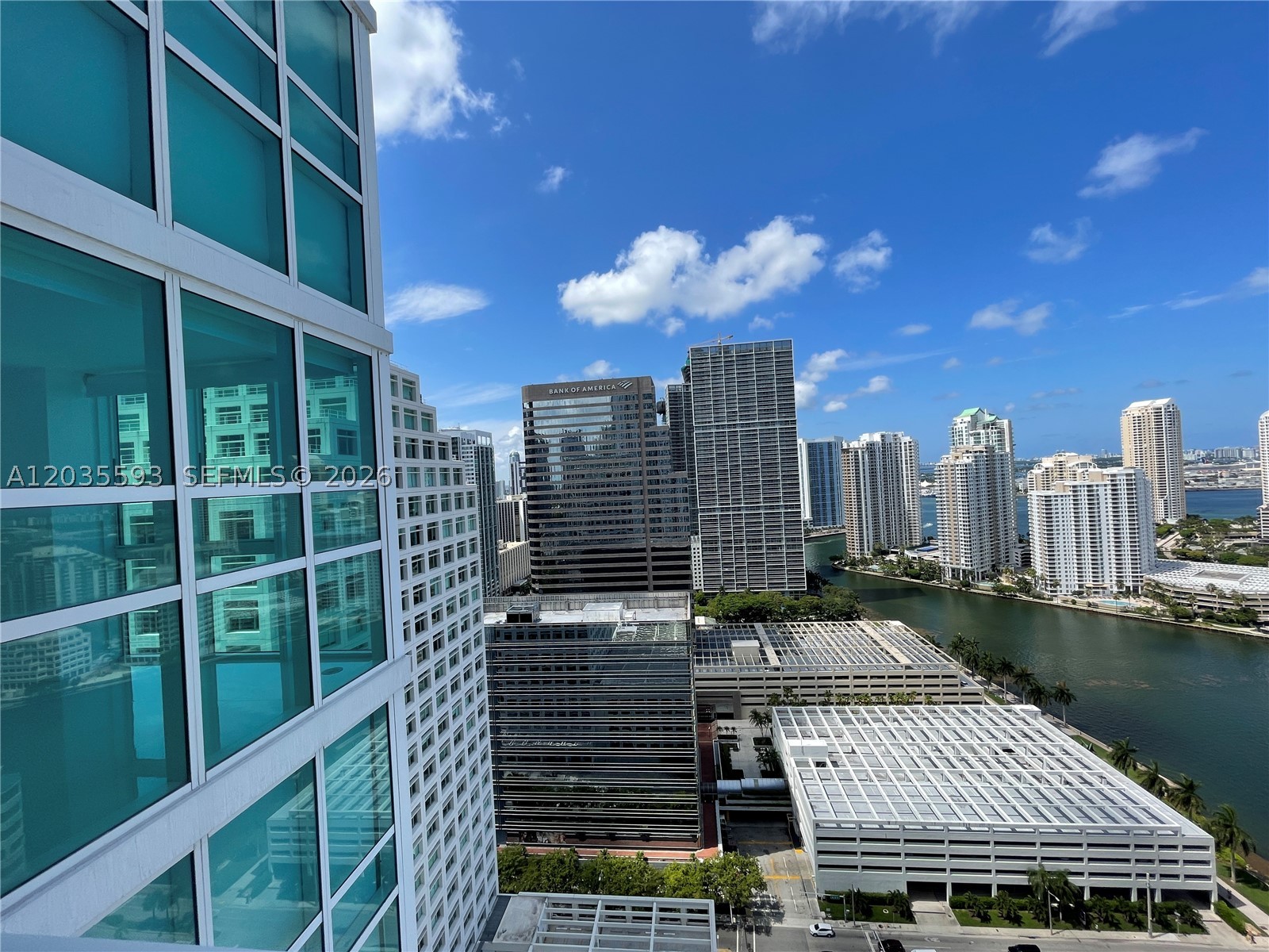 THE PLAZA 851 BRICKELL CO - Residential Lease