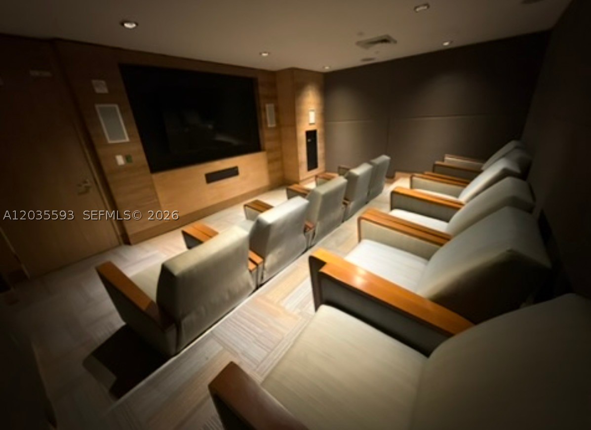 THE PLAZA 851 BRICKELL CO - Residential Lease