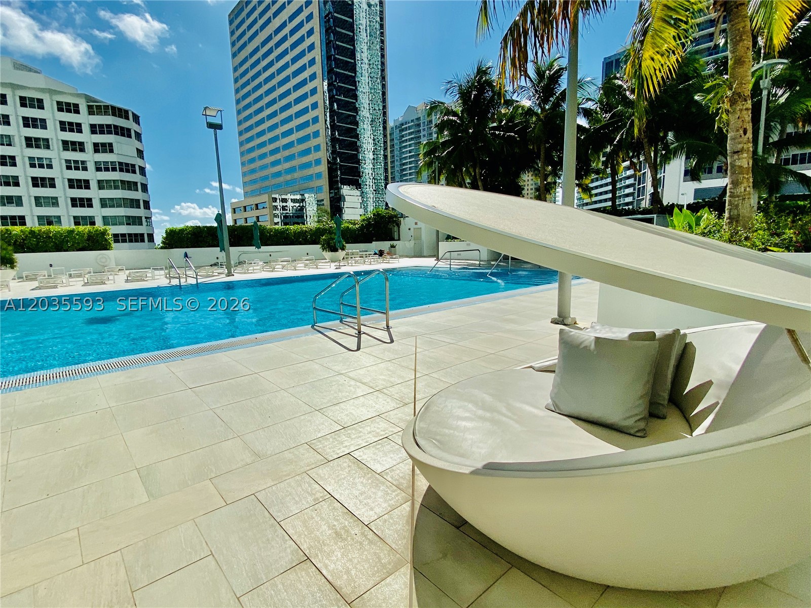 THE PLAZA 851 BRICKELL CO - Residential Lease