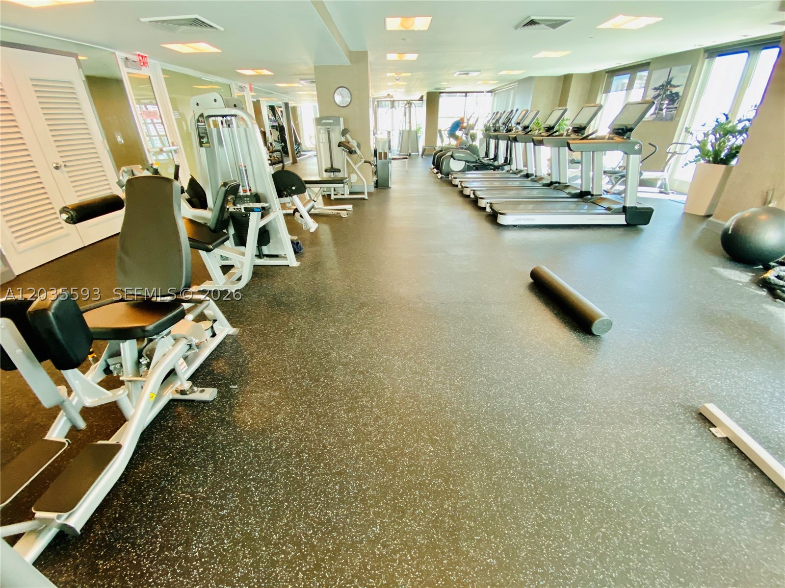 THE PLAZA 851 BRICKELL CO - Residential Lease