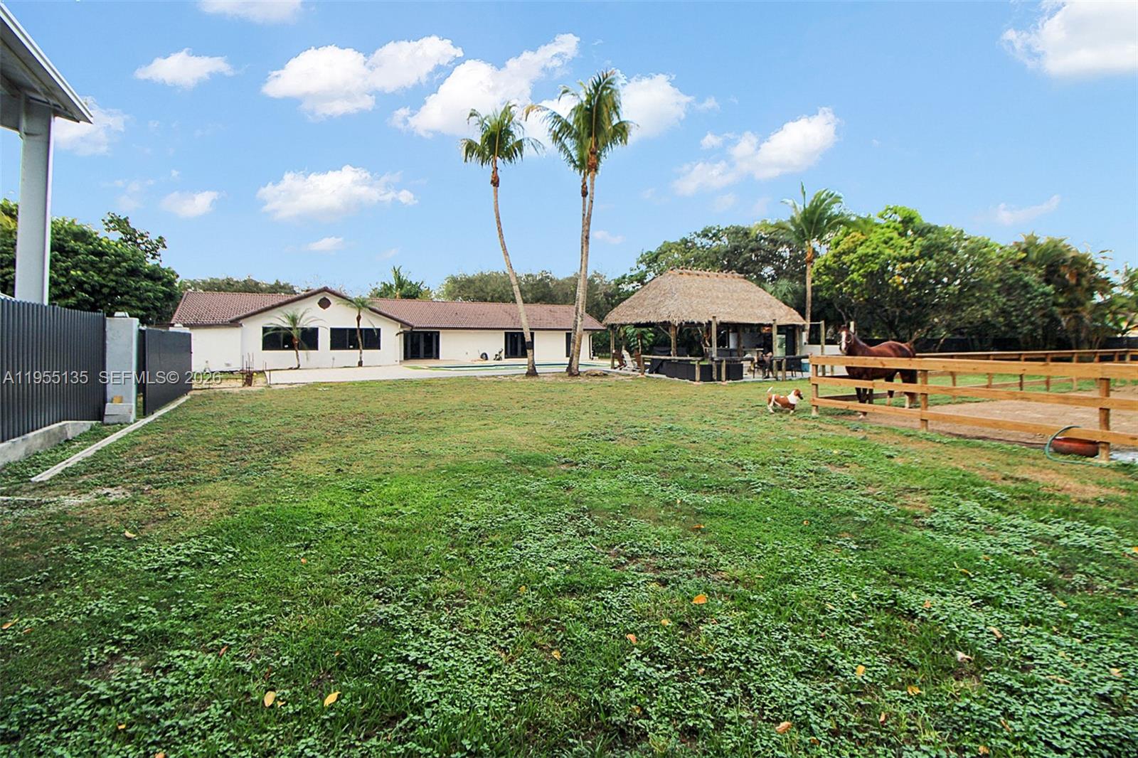 Redlans - Residential