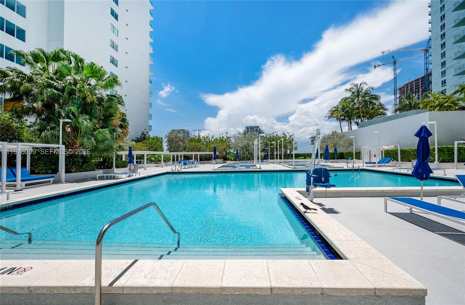 1800 CLUB CONDO - Residential