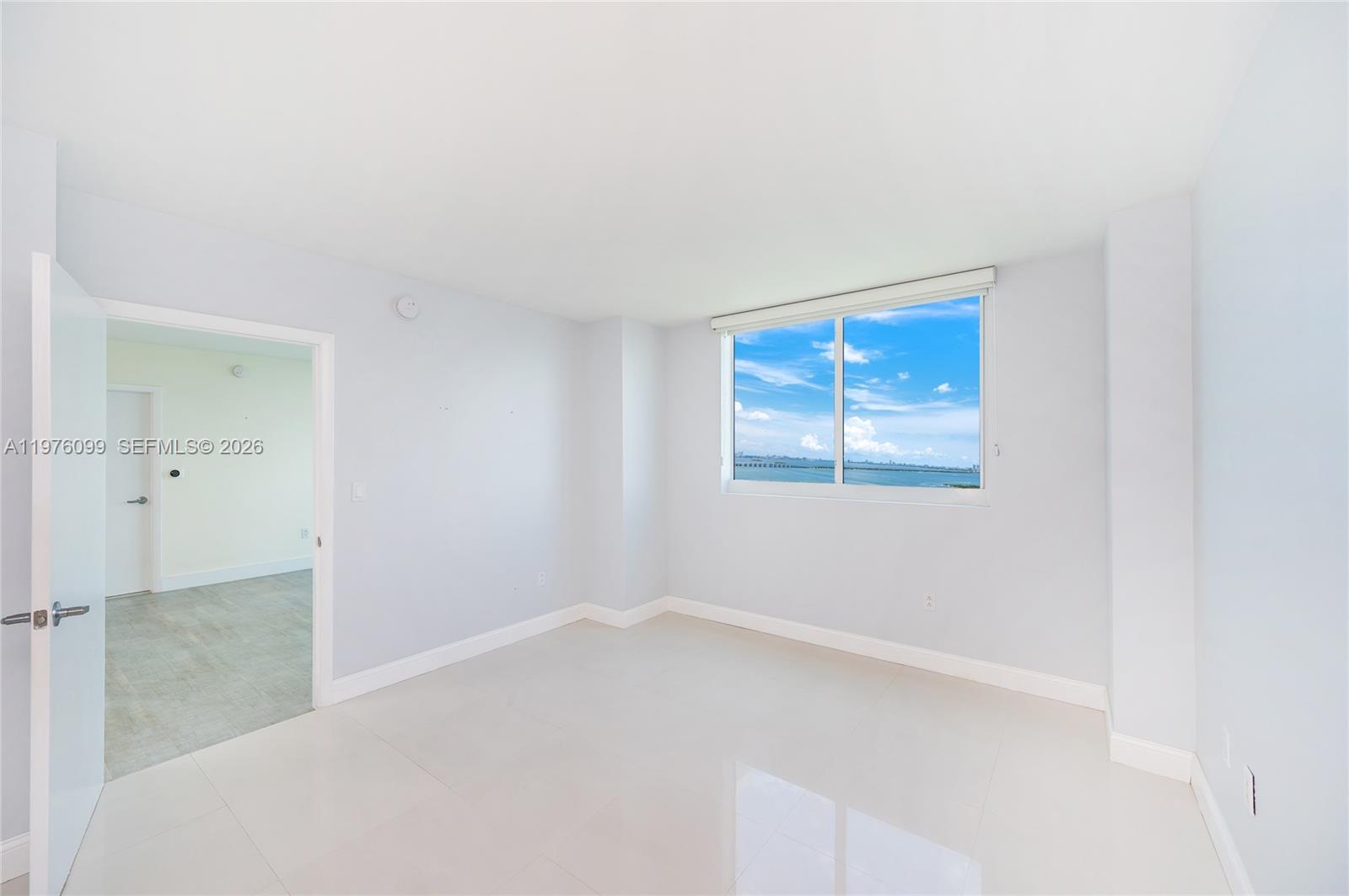 1800 CLUB CONDO - Residential