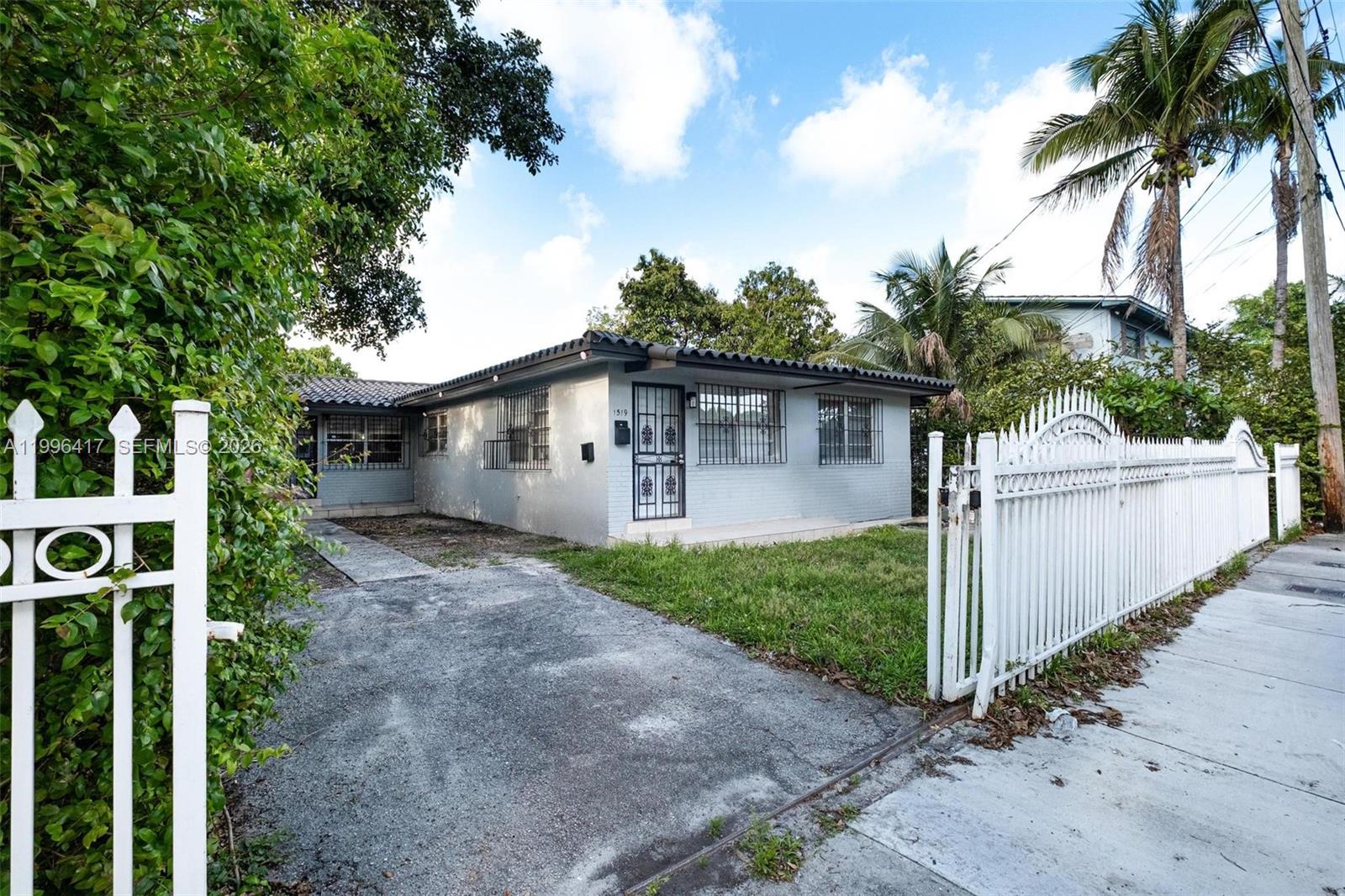CEDARHURST - Residential Income