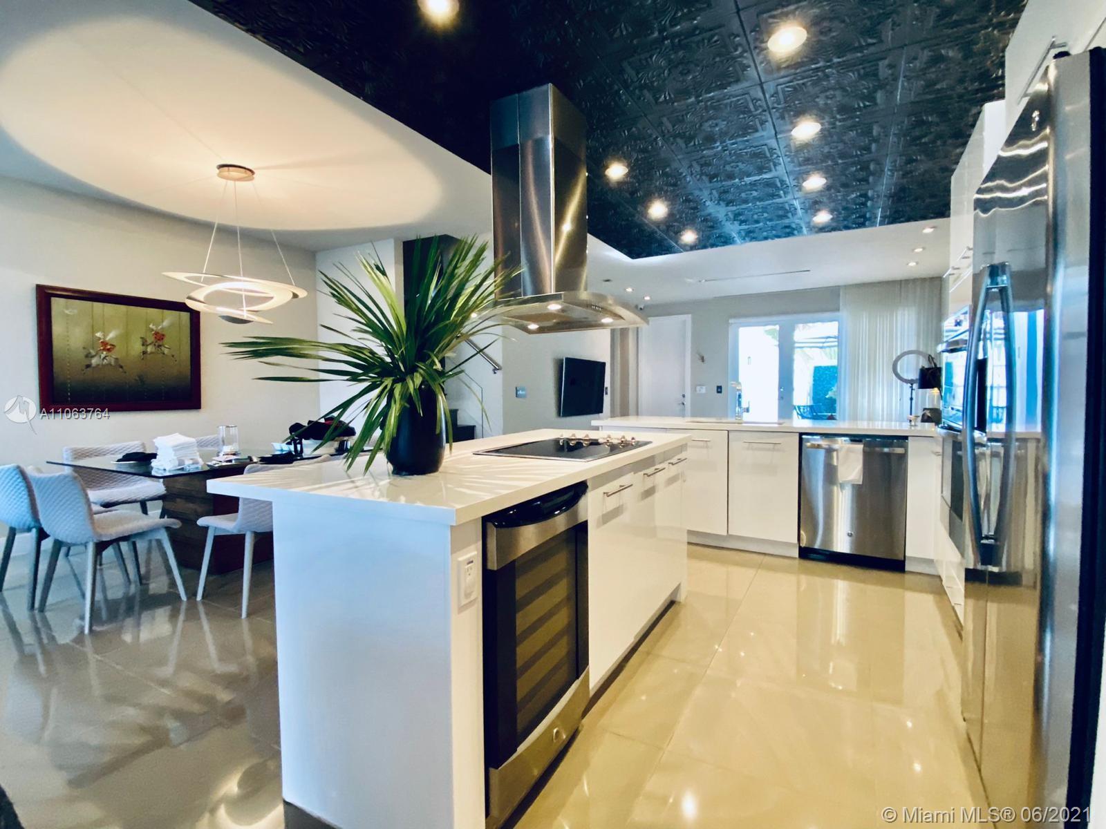 LANDMARK AT DORAL - Residential