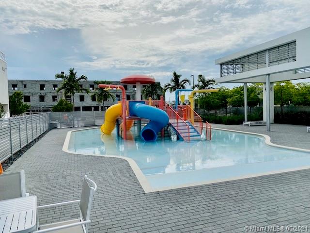 LANDMARK AT DORAL - Residential