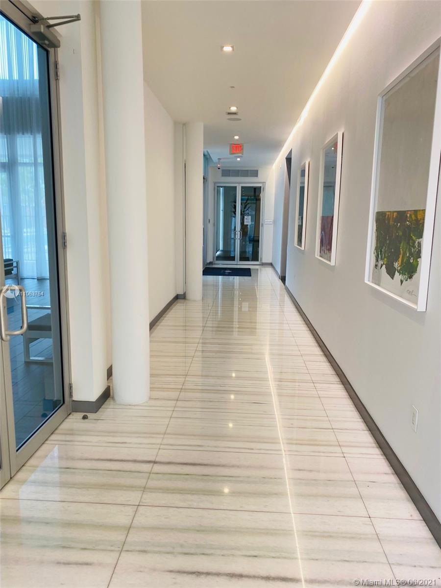 LANDMARK AT DORAL - Residential