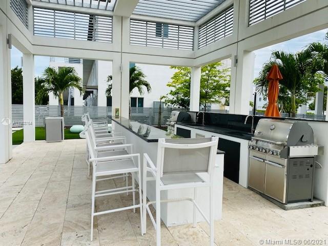 LANDMARK AT DORAL - Residential