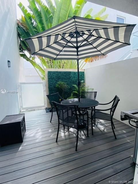 LANDMARK AT DORAL - Residential