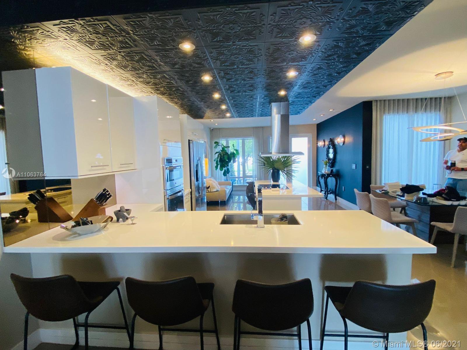 LANDMARK AT DORAL - Residential