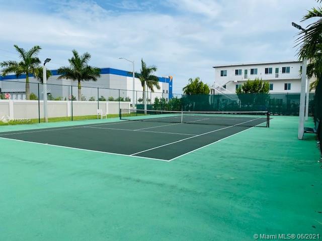LANDMARK AT DORAL - Residential