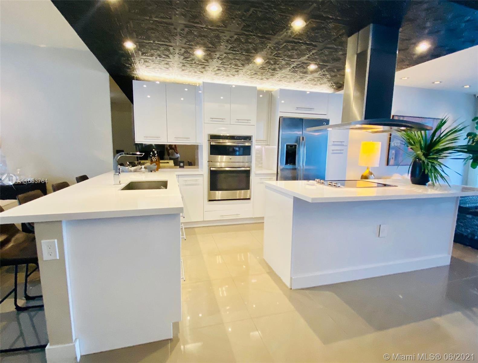 LANDMARK AT DORAL - Residential