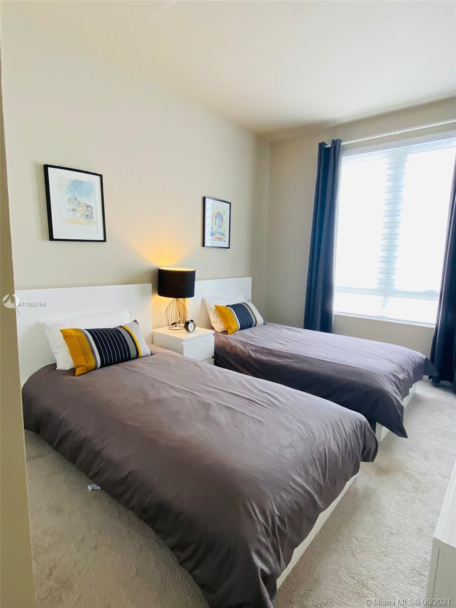 LANDMARK AT DORAL - Residential
