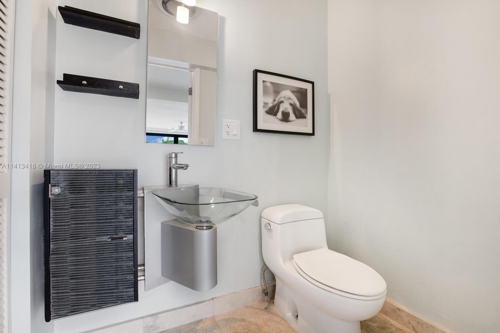 ROYAL HARBOUR YACHT CLUB - Residential