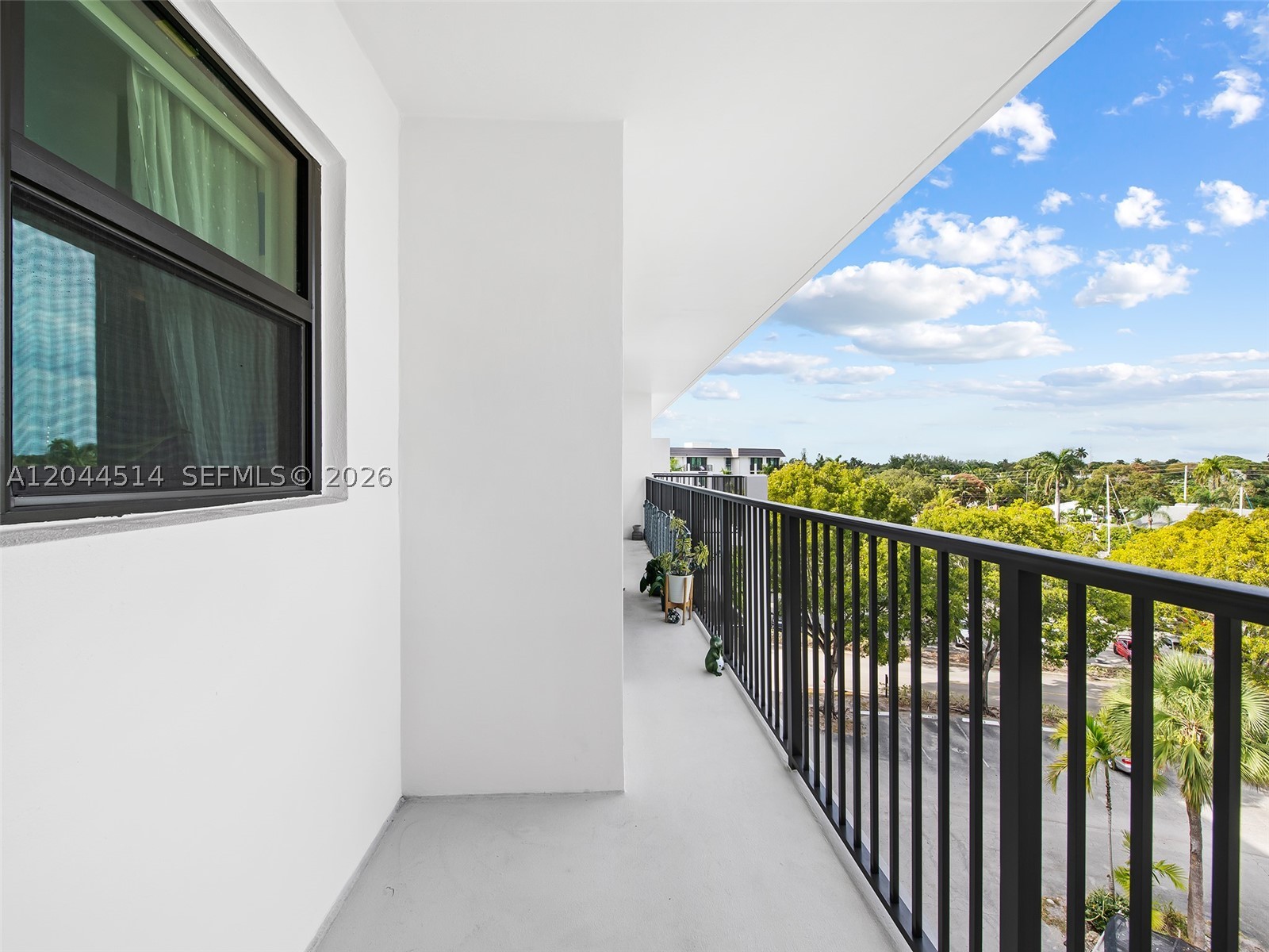 RIVER REACH CONDOMINIUM I - Residential