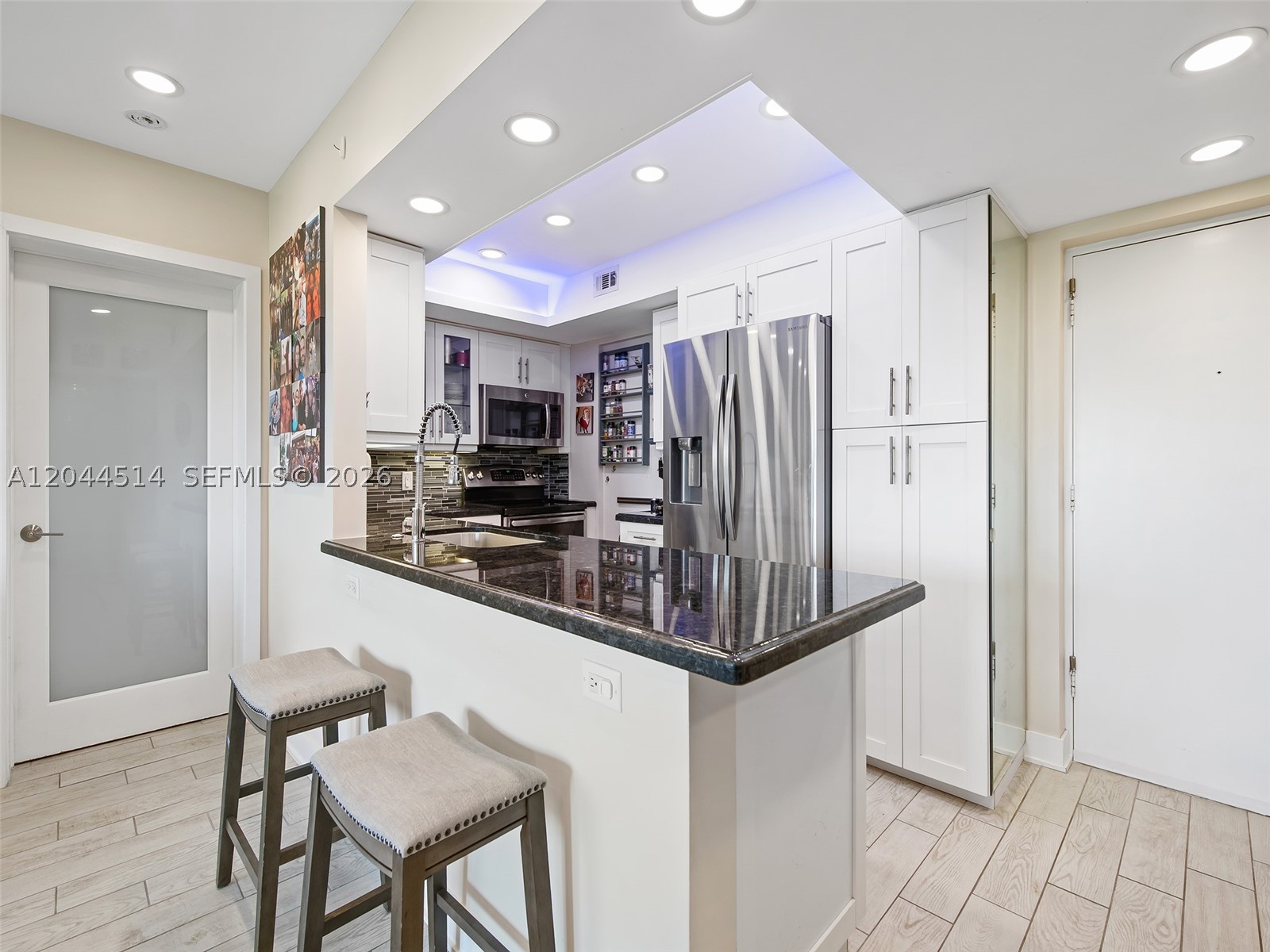 RIVER REACH CONDOMINIUM I - Residential