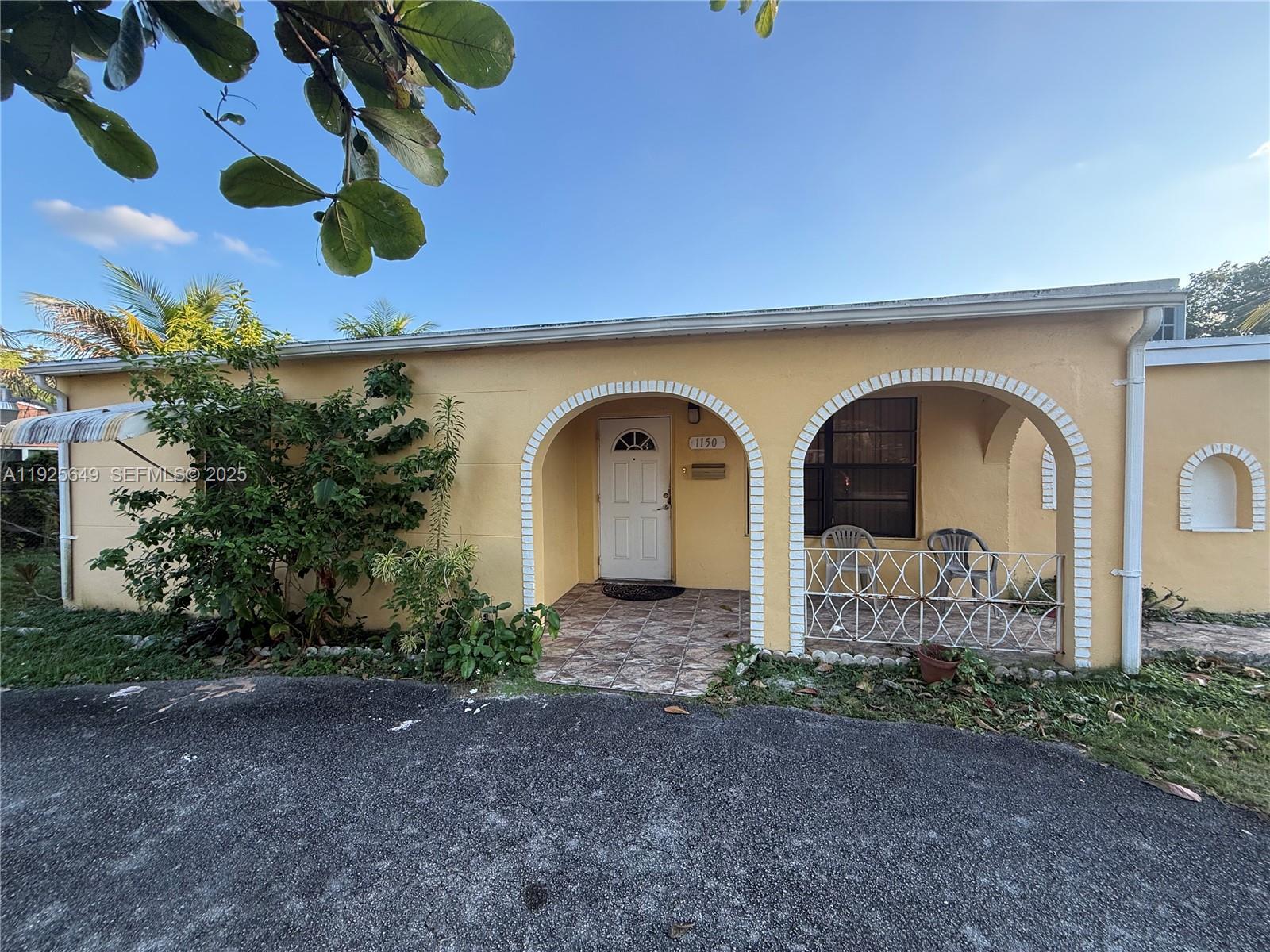 BISCAYNE HIGHLANDS - Residential