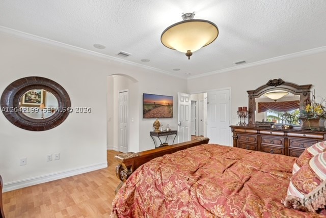 SILVERCREST LAKE ESTATES - Residential Lease
