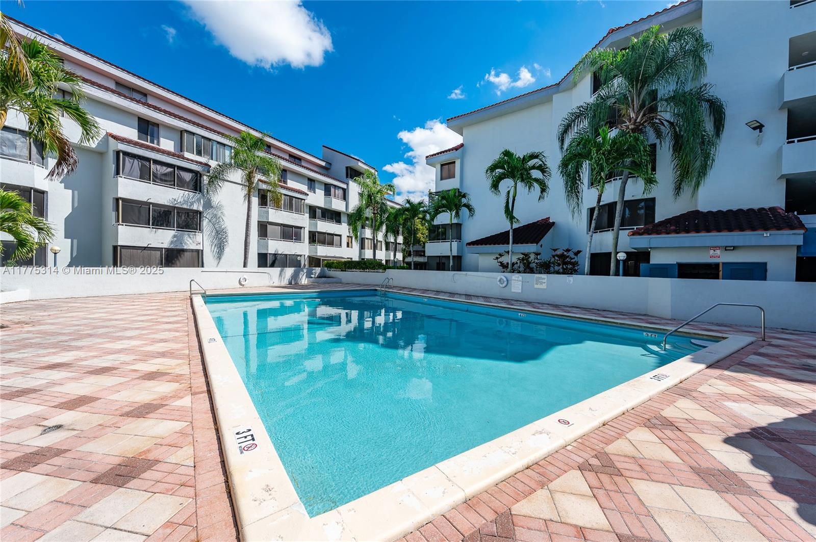 VERABELLA FALLS CONDO - Residential Lease