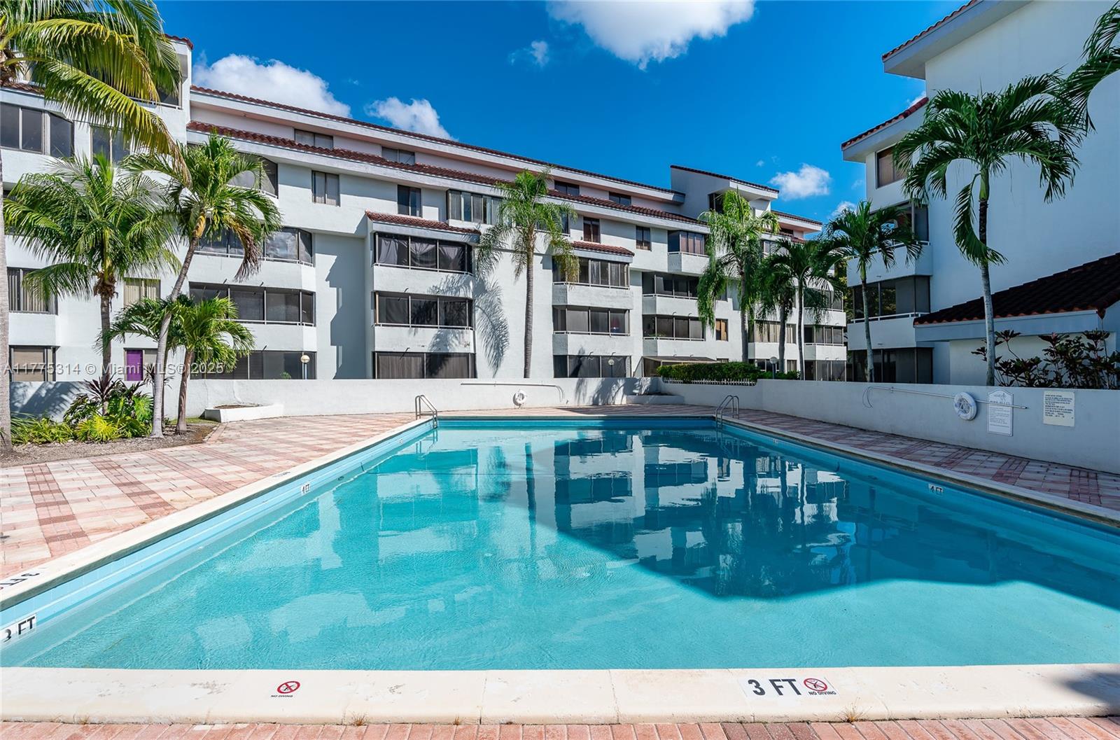 VERABELLA FALLS CONDO - Residential Lease