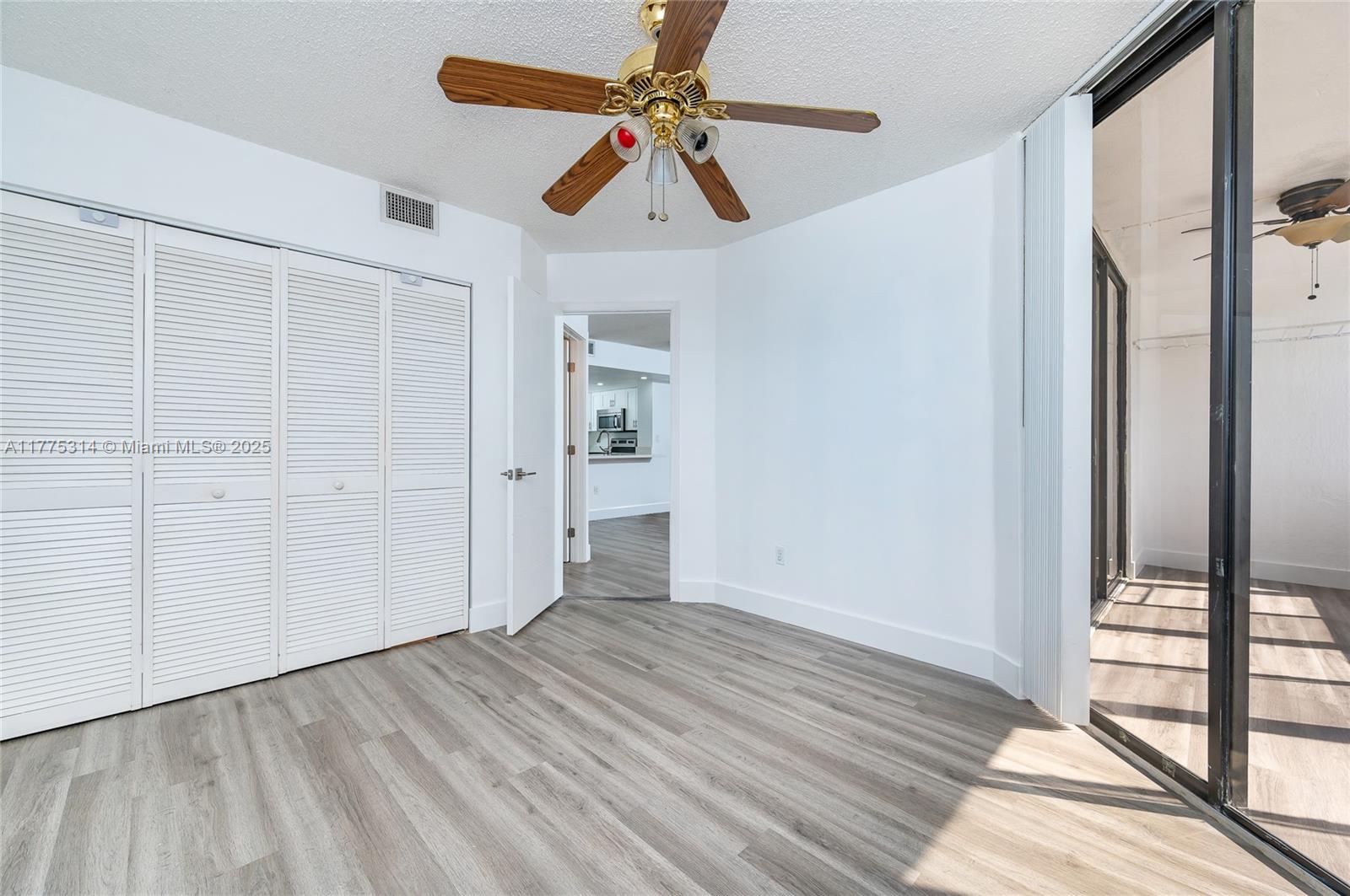 VERABELLA FALLS CONDO - Residential Lease