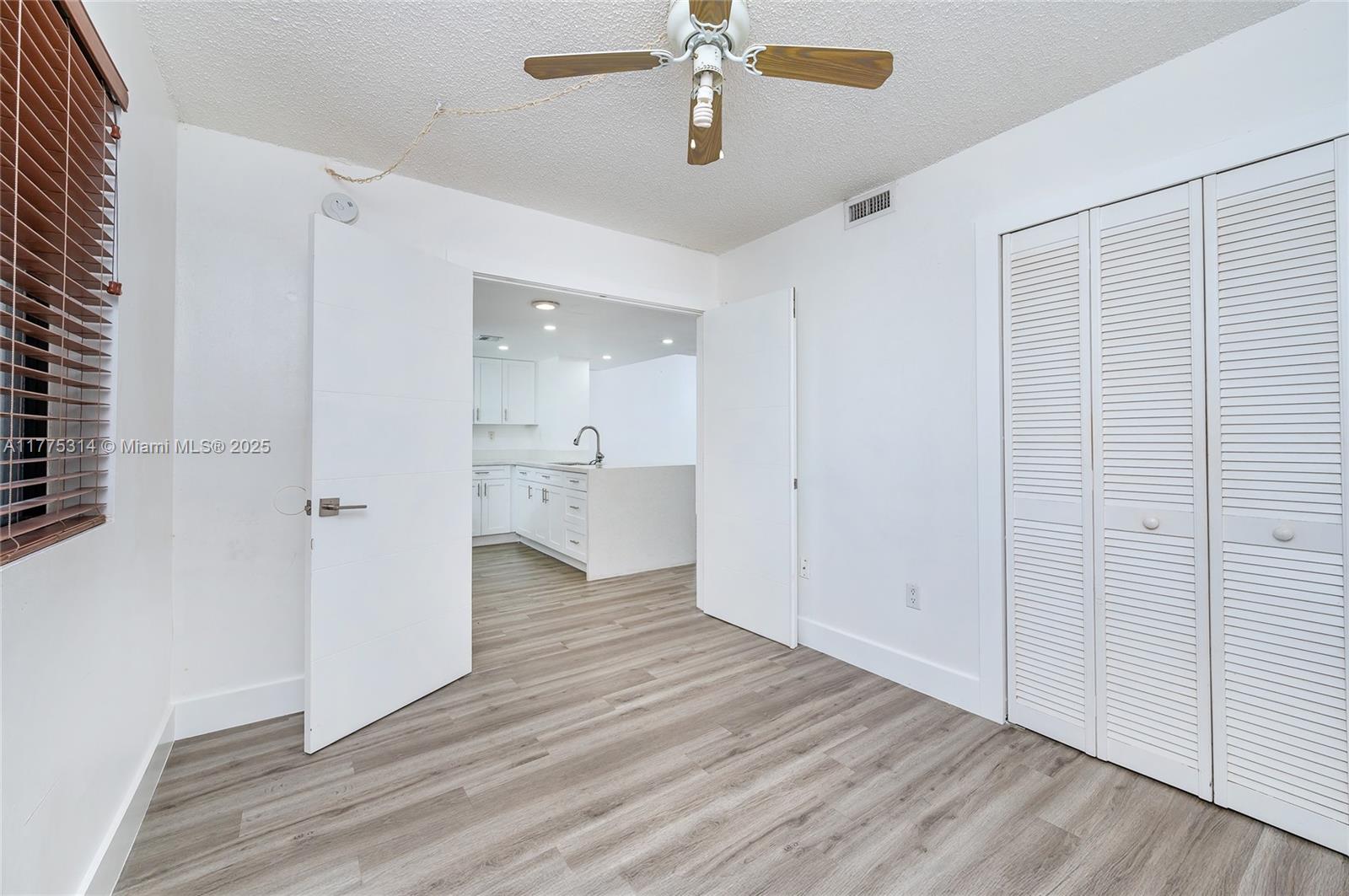 VERABELLA FALLS CONDO - Residential Lease