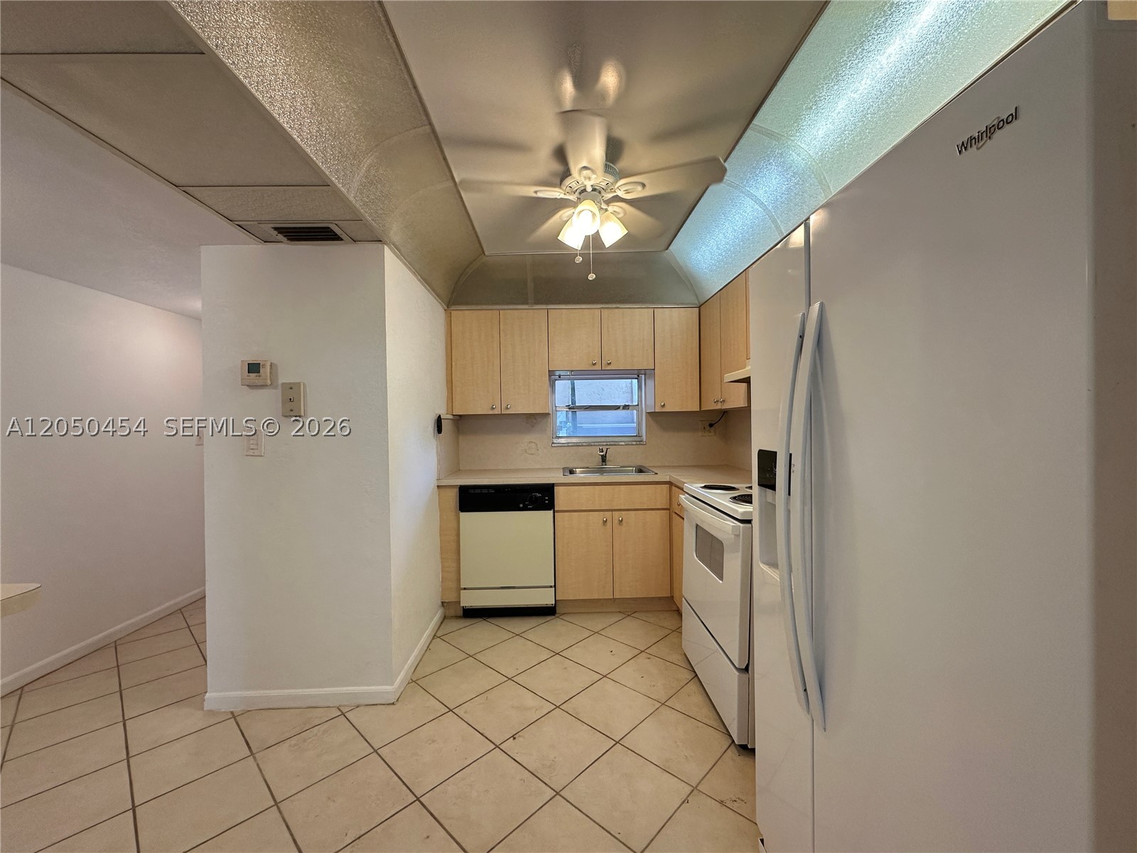 HOLLYBROOK GOLF AND - Residential