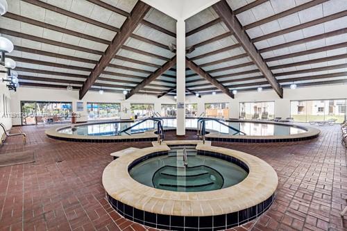 Sunrise Lakes 3 - Residential