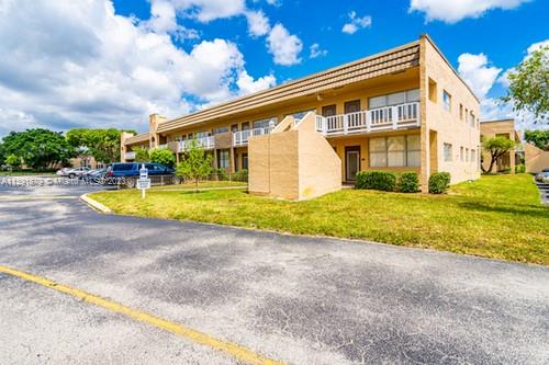 Sunrise Lakes 3 - Residential