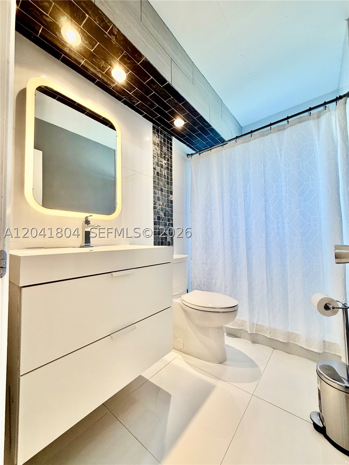 NO 11 PALM-AIRE COUNTRY C - Residential