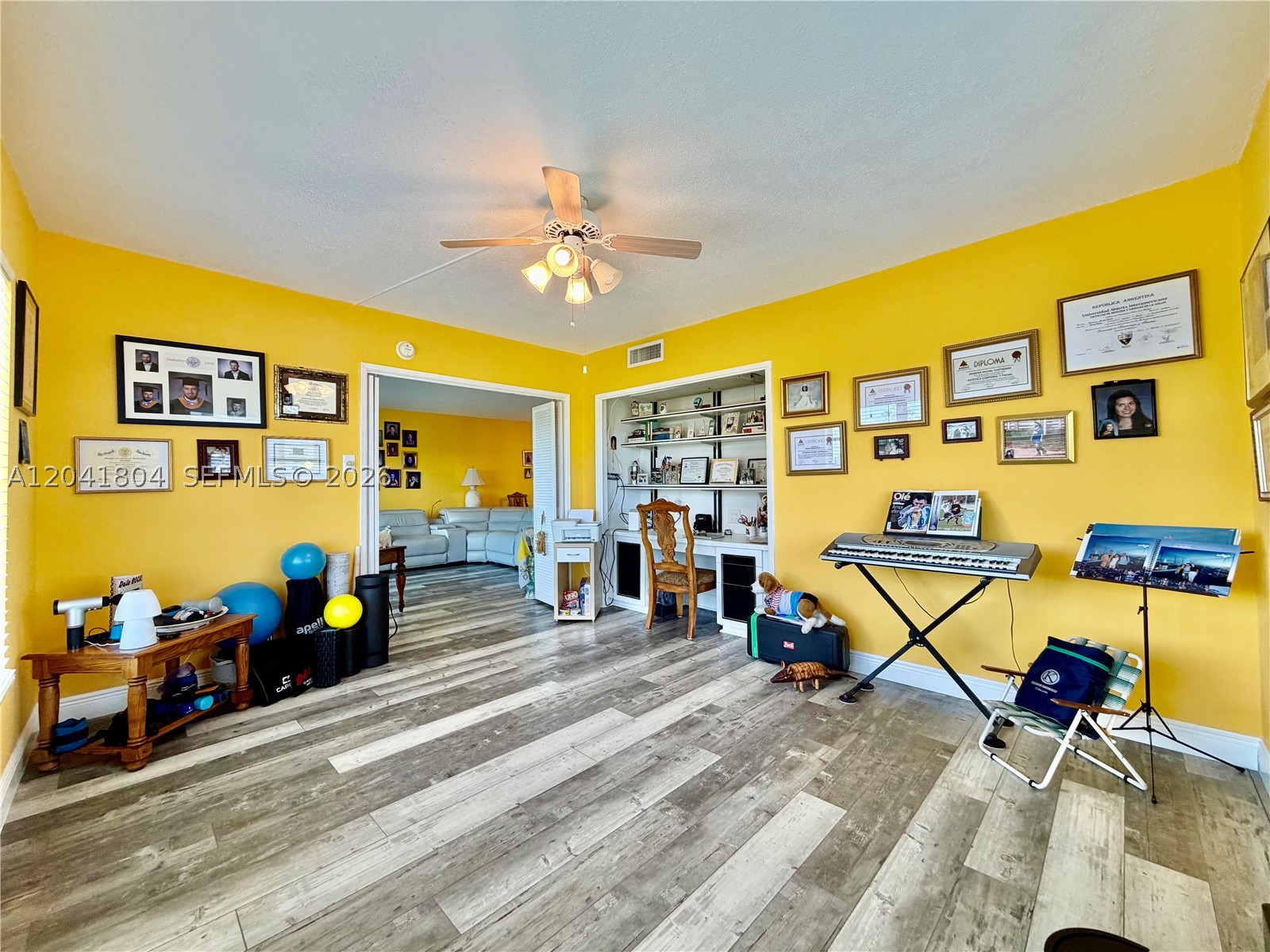 NO 11 PALM-AIRE COUNTRY C - Residential