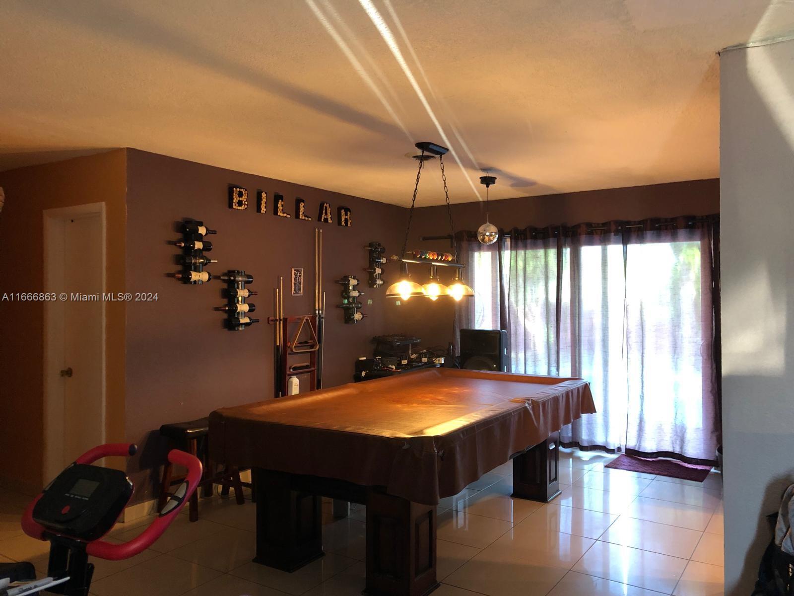 BERKELEY MANOR SEC 2 - Residential