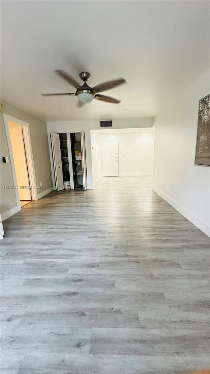OMEGA CONDO NO 3 - Residential