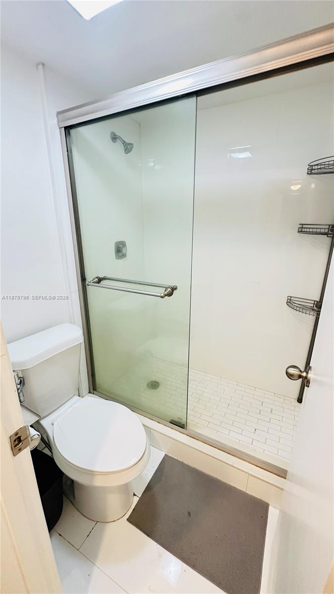 OMEGA CONDO NO 3 - Residential