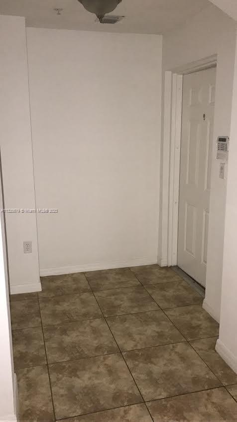 CORONADO AT DORAL V CONDO - Residential Lease