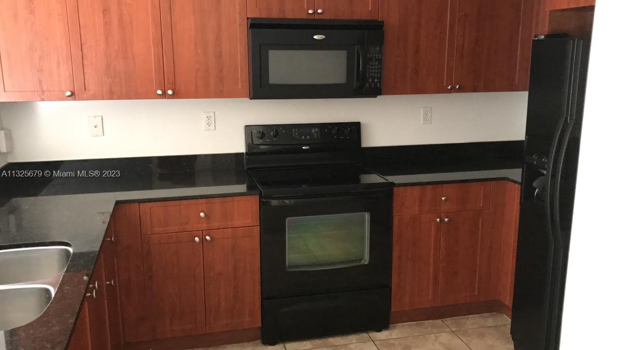 CORONADO AT DORAL V CONDO - Residential Lease