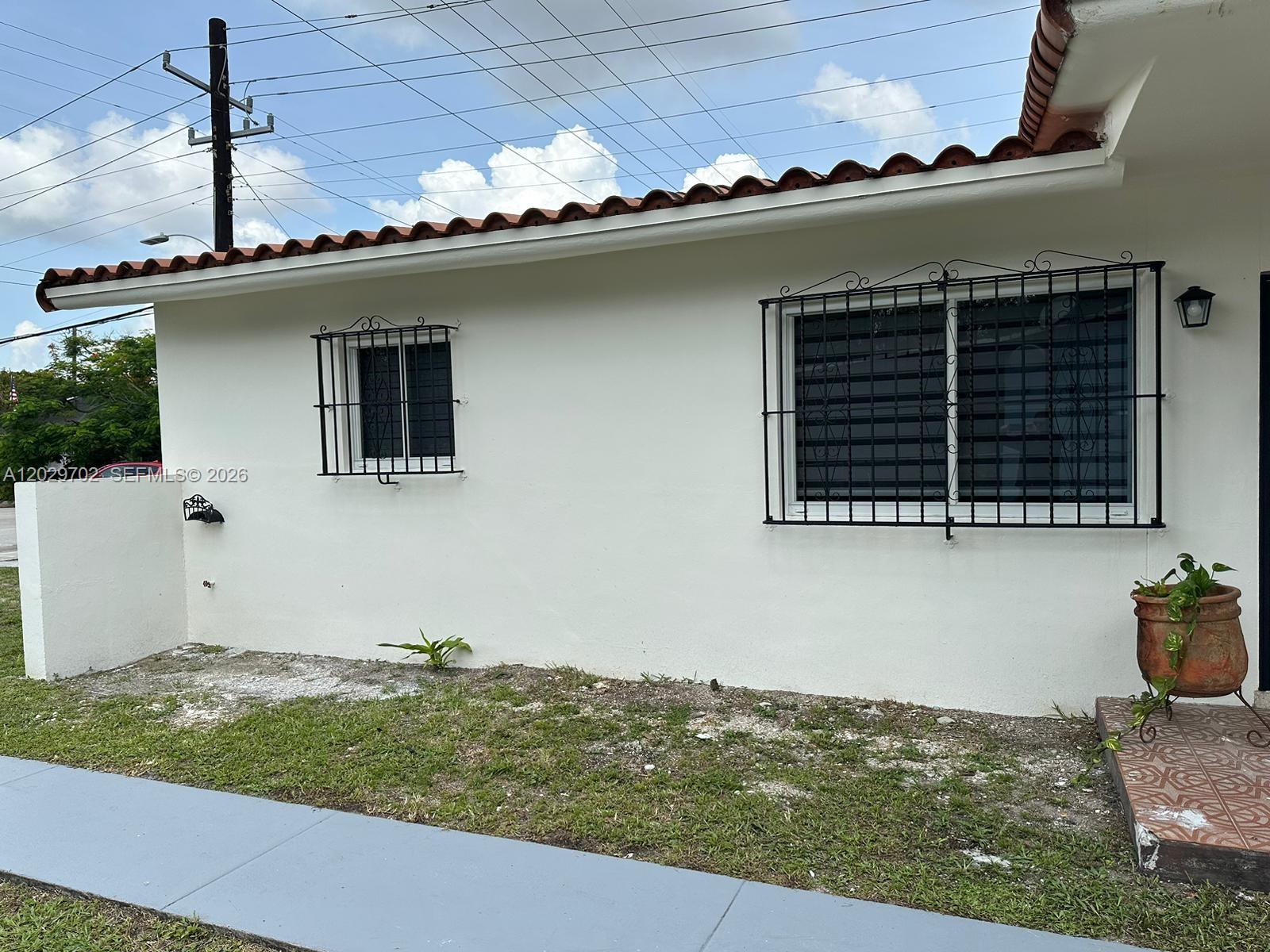 REIS SUB - Residential Lease