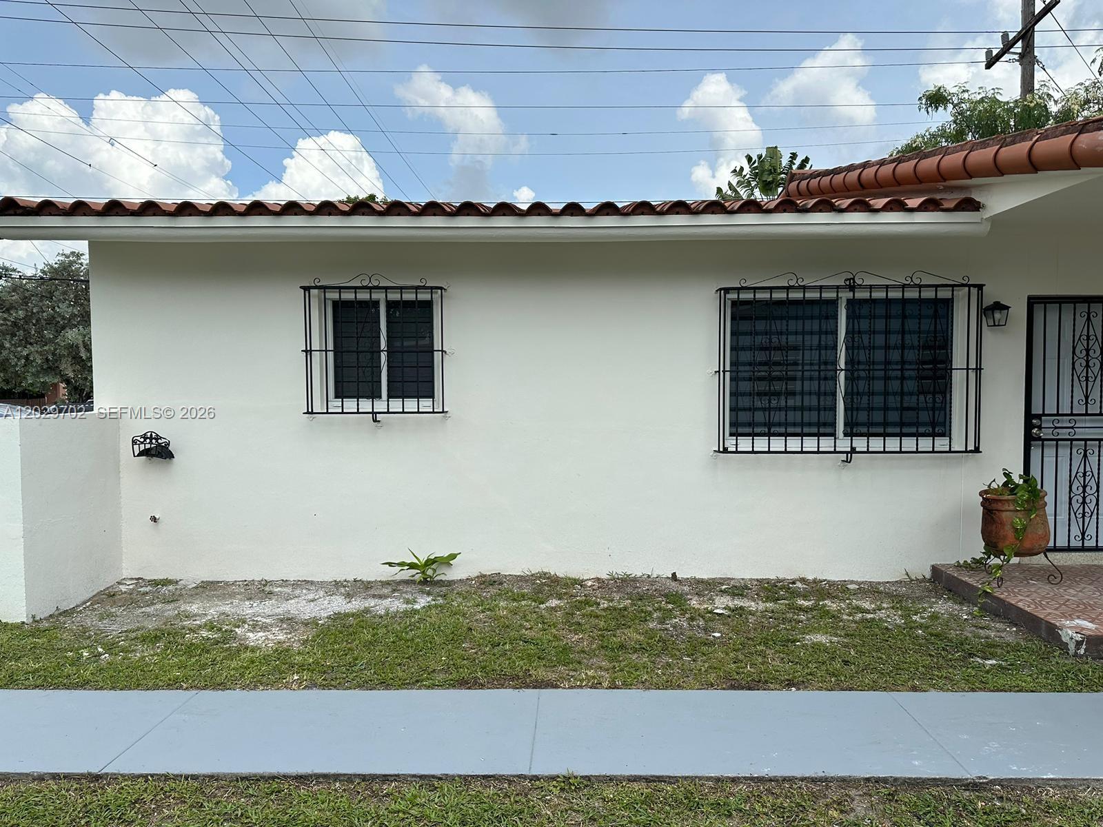 REIS SUB - Residential Lease