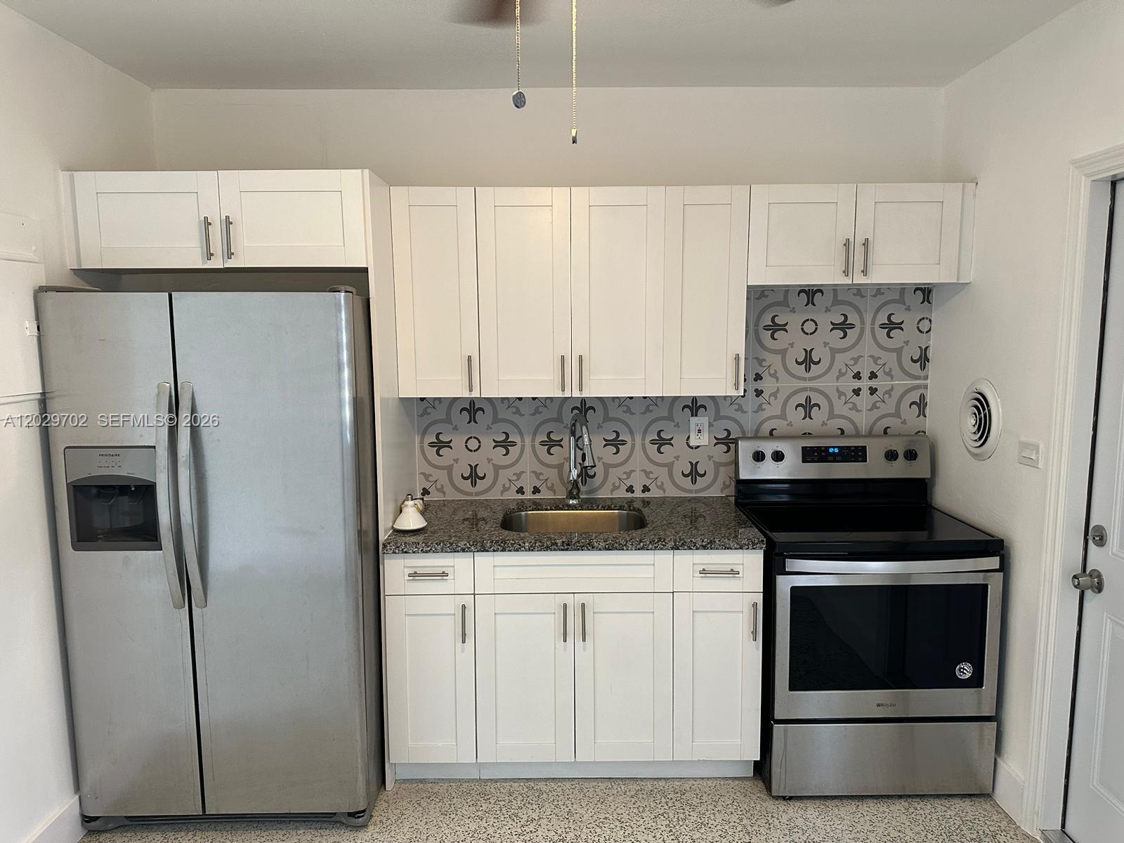 REIS SUB - Residential Lease