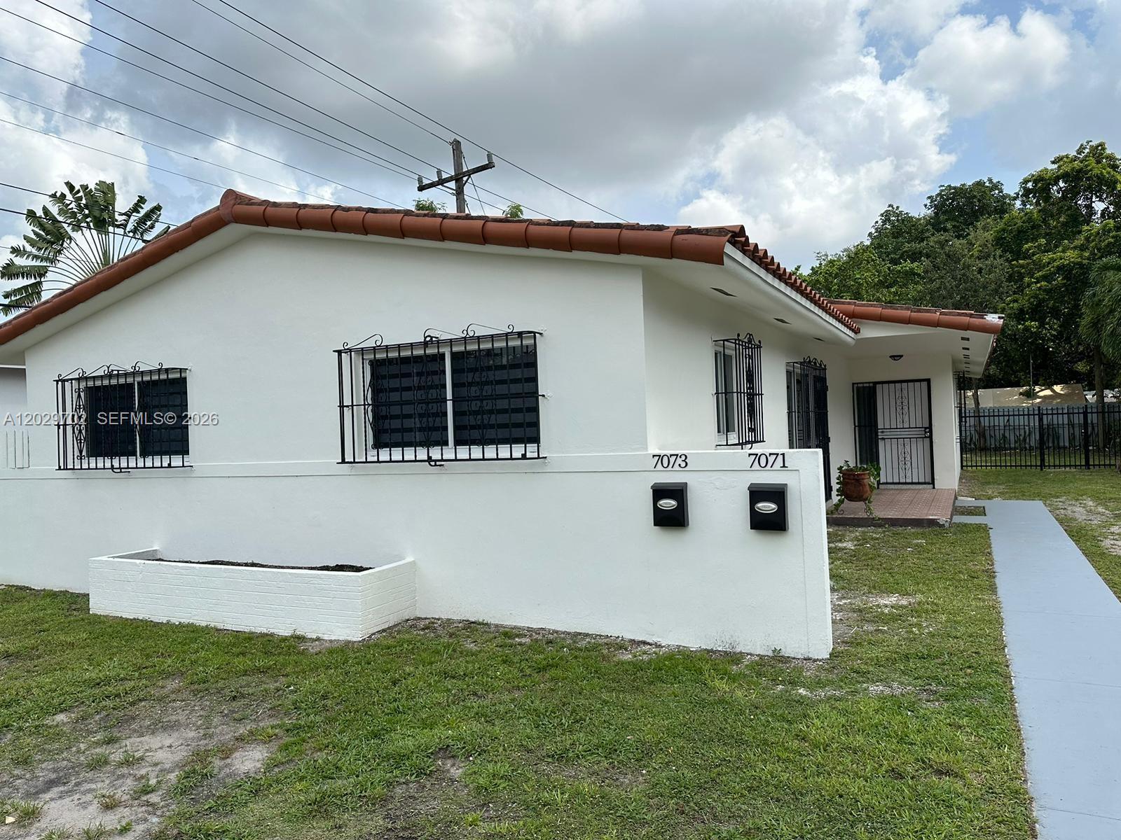 REIS SUB - Residential Lease