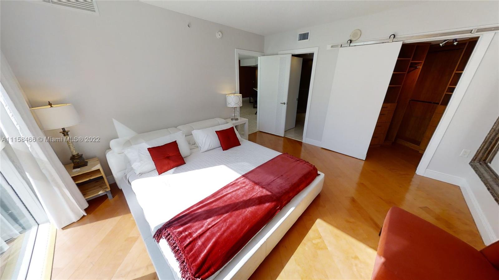 ST TROPEZ ON THE BAY II C - Residential